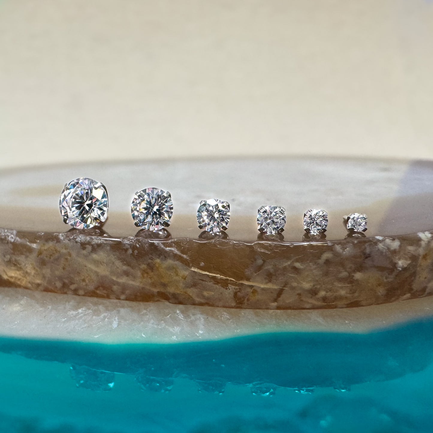 Prong Set White CZ
