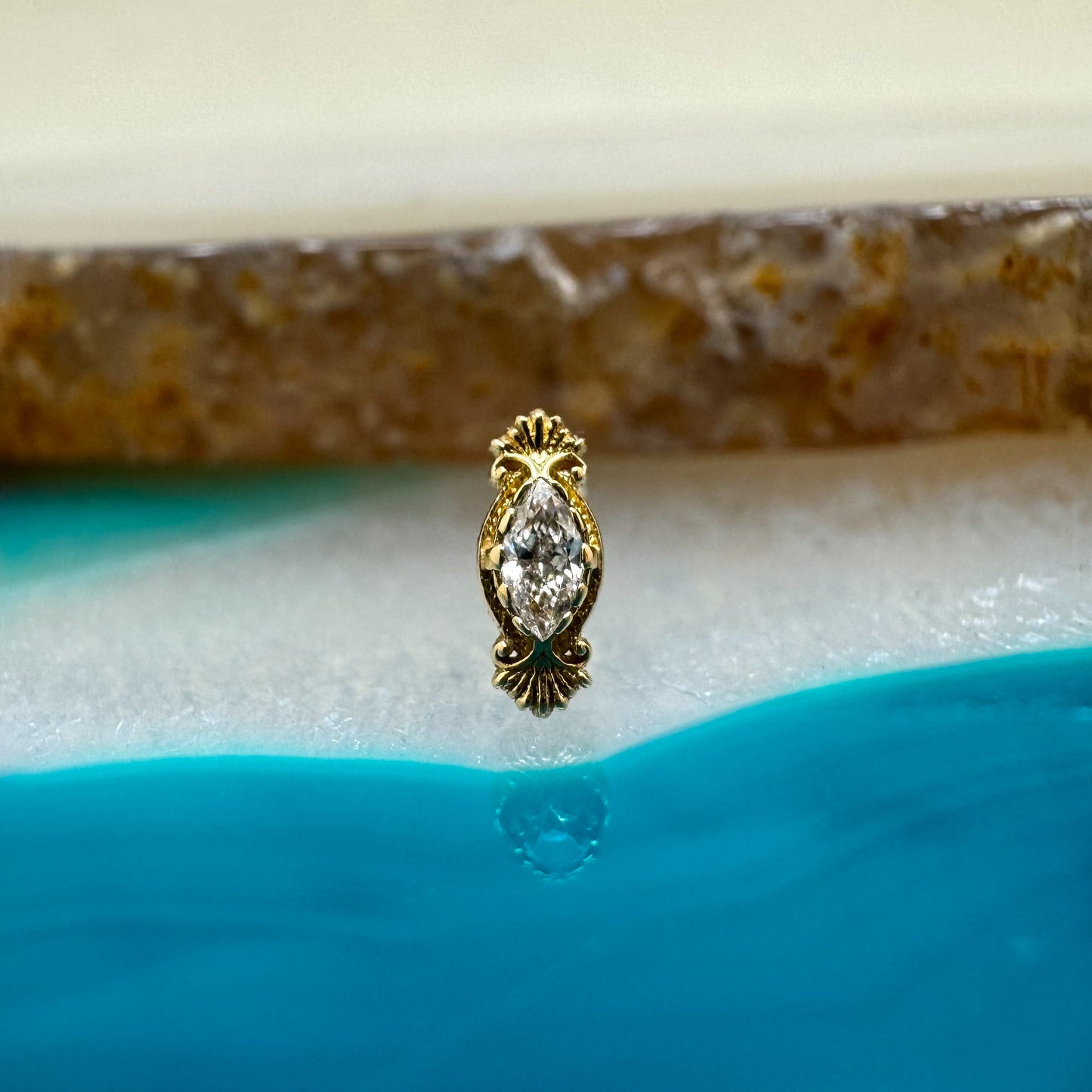 18K Vintage Marquise