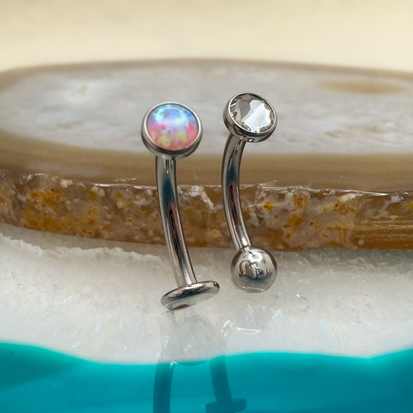 Flat Gem Floating Navel