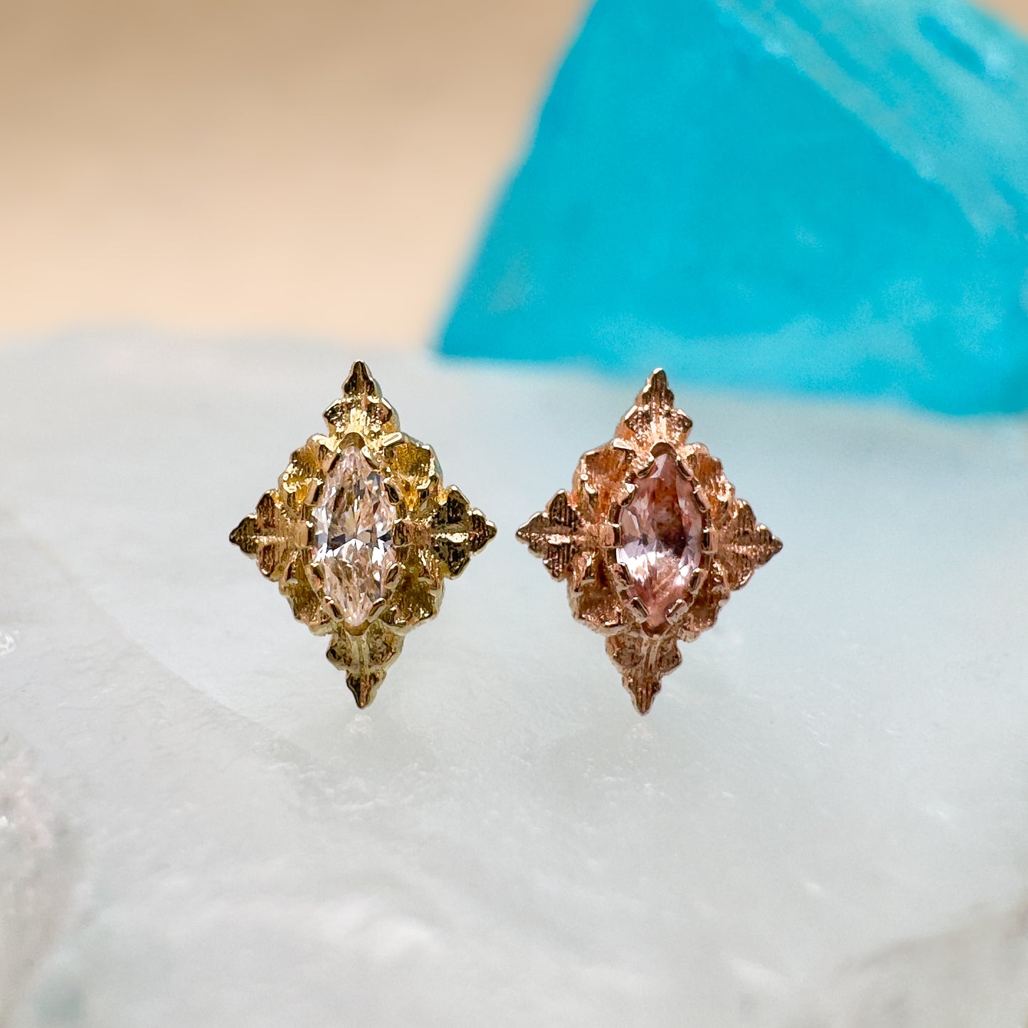 18K Antique Marquise
