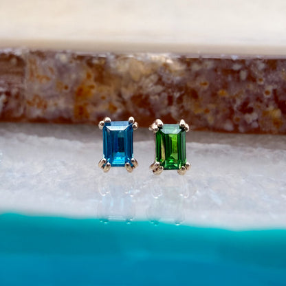 14K Mini Baguette