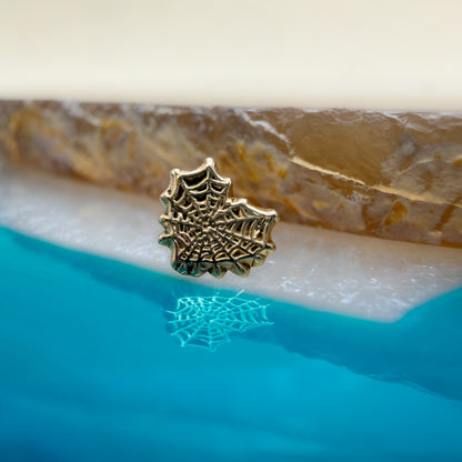 14K Spider Web Heart End