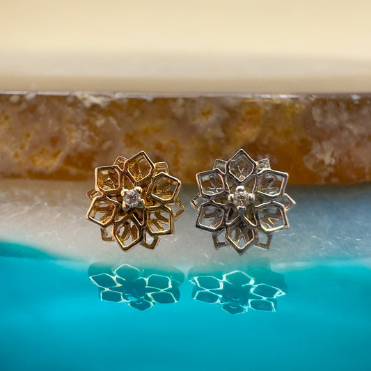 14K Mandala Flower