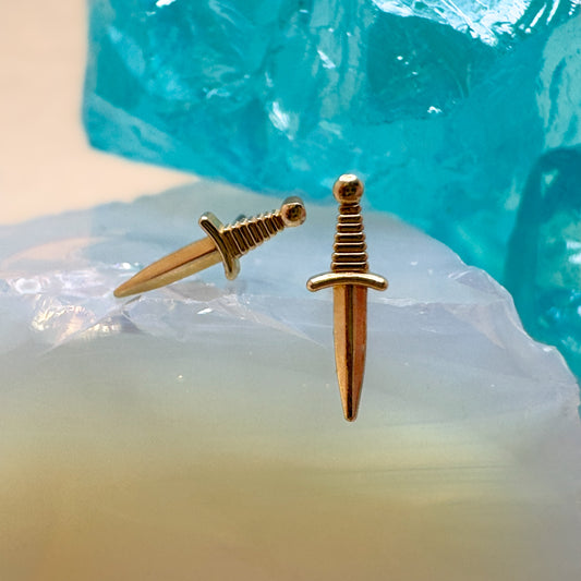 14K Dagger