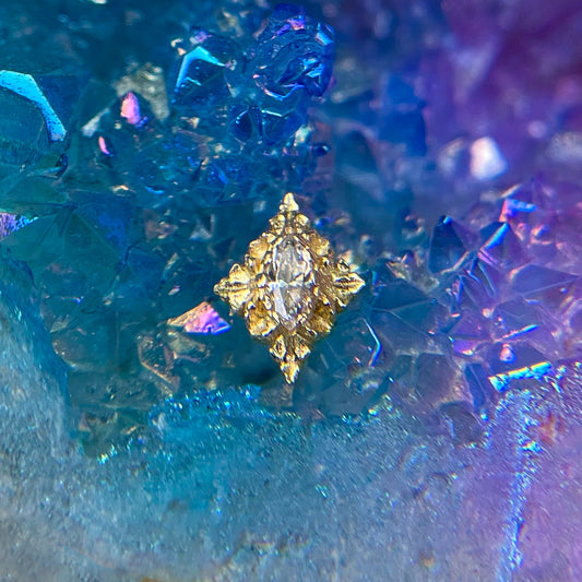 18K Antique Marquise